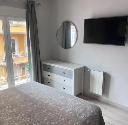 Piso En Centro De 公寓 *